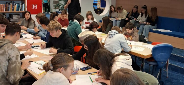 Strip zona – jedan dan, dva jezika, bezbroj priča