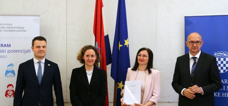 Ugovor za novi bibliokombi
